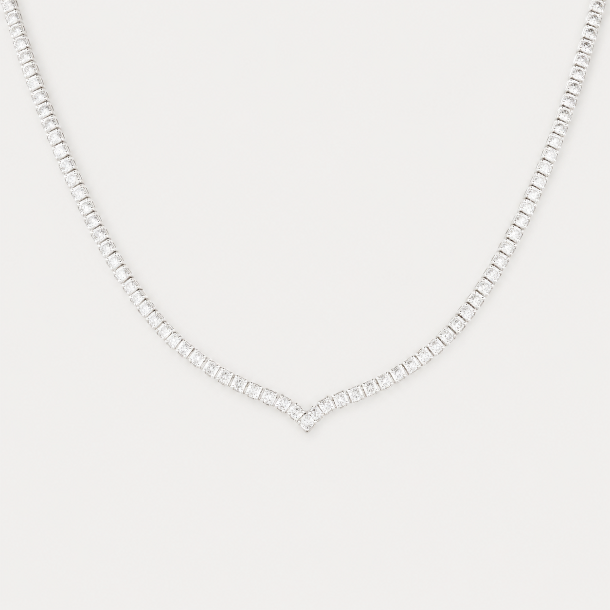 V TENNIS NECKLACE