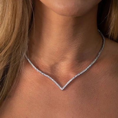 V TENNIS NECKLACE